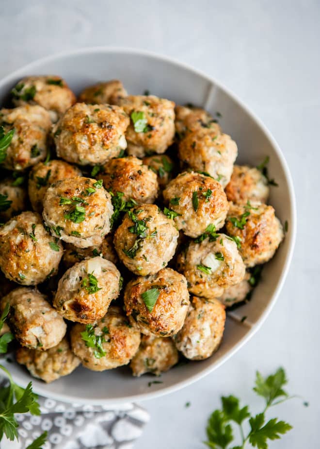 These turkey meatballs recipe are healthier than beef. They are lean and packed with flavor. Inside, they are incredibly moist and juicy.